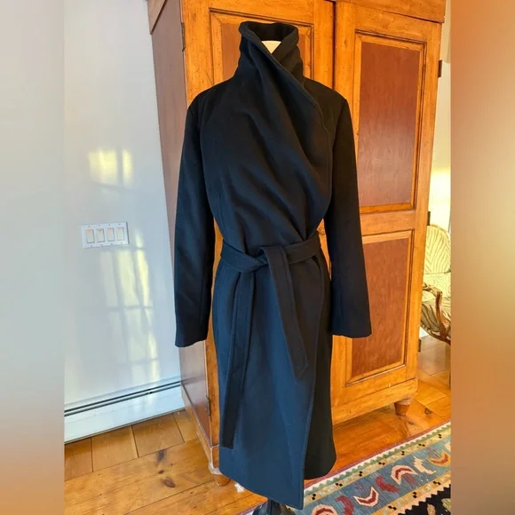 Cole Haan Women's Black Signature Draped Front Wrap Coat Size 8 - Picture 8 of 15